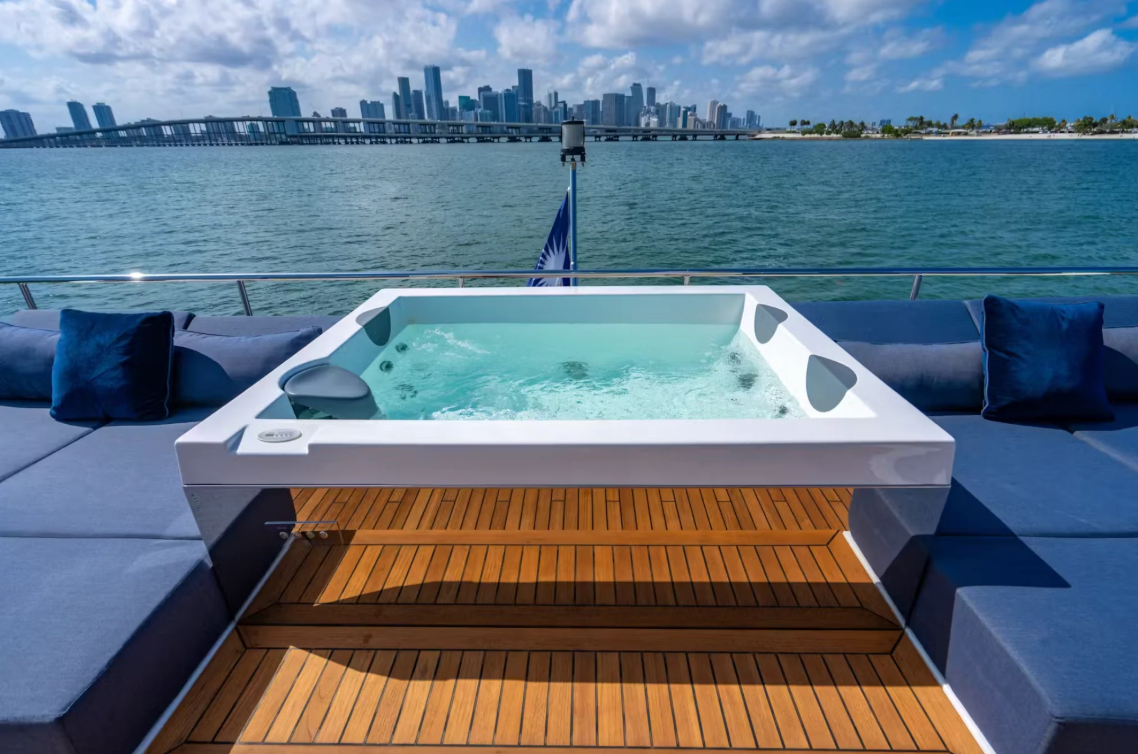 M/Y CARPE DIEM