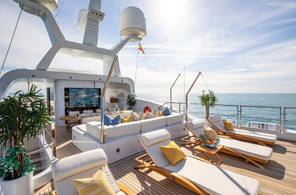 M/Y LA BLANCA