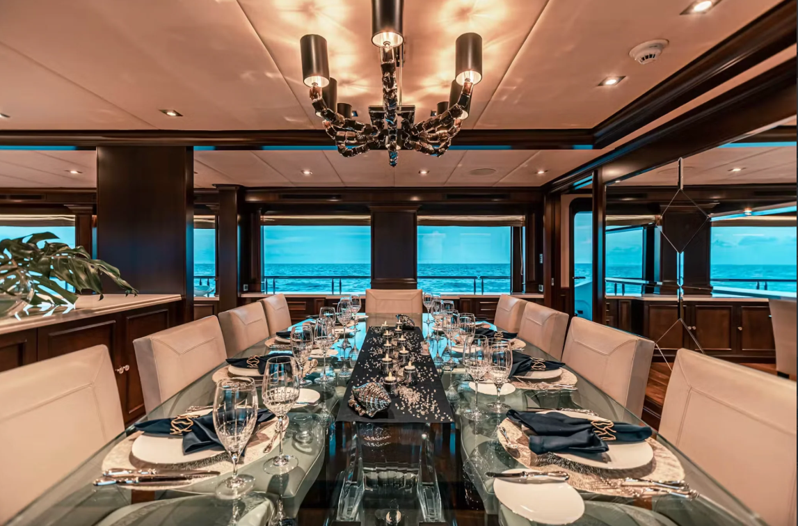 M/Y MIRABELLA